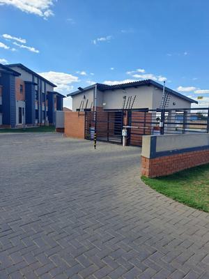 Apartment / Flat For Rent in Birch Acres, Kempton Park