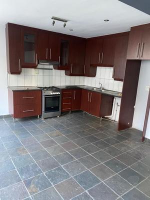 Apartment / Flat For Rent in Marshalltown, Johannesburg