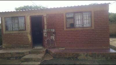House For Sale in Lotus Gardens, Pretoria