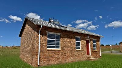 House For Sale in Olievenhoutbosch, Centurion