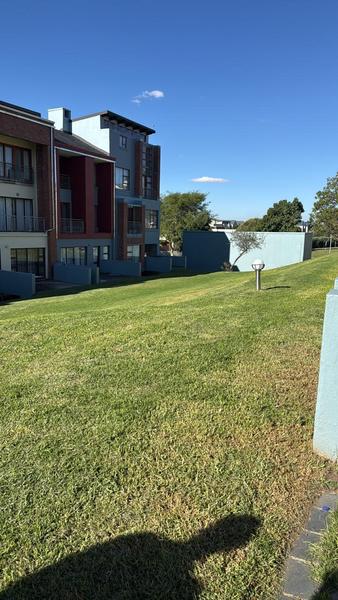 Apartment / Flat For Rent in Carlswald, Midrand